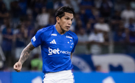 Lucas Romero e Bruno Rodrigues serão ausência nos próximos jogos do Cruzeiro. (foto: Gustavo Aleixo/Cruzeiro.)