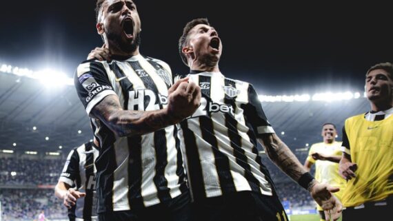 Galo supera momento ruim e vence com convicção o rival no Mineirao (foto: PEDRO SOUZA / FLICKR / ATLETICO)