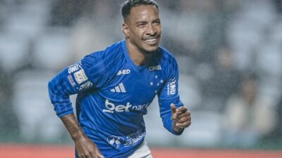 Matheus Pereira em ação pelo Cruzeiro.