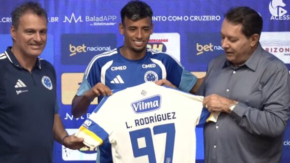 Lucho Rodríguez é apresentado oficialmente no Cruzeiro. (foto: Reprodução / YouTube.)