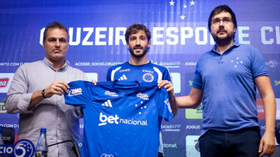 Viña é apresentado oficialmente no Cruzeiro.