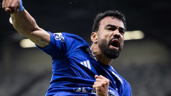 Cruzeiro x Remo, no Mineirão. (foto: Gustavo Aleixo/Cruzeiro.)